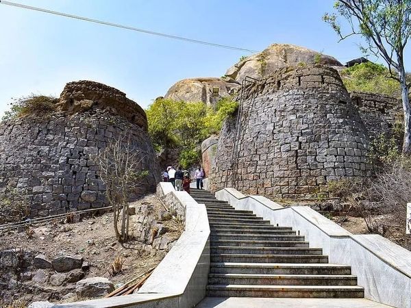 Mandaragiri Trip and DD Hills Trek